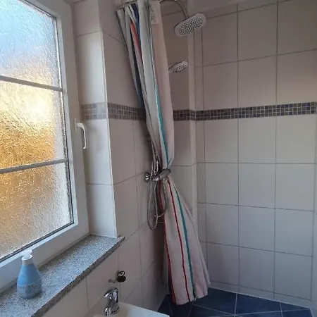 Ferienunterkunft Ruegen 3, 108, Insel Ruegen Appartement