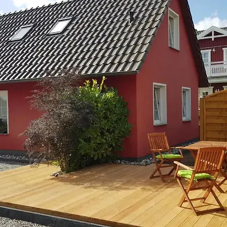 Ferienunterkunft Ruegen 3, 108, Insel Ruegen Apartment *